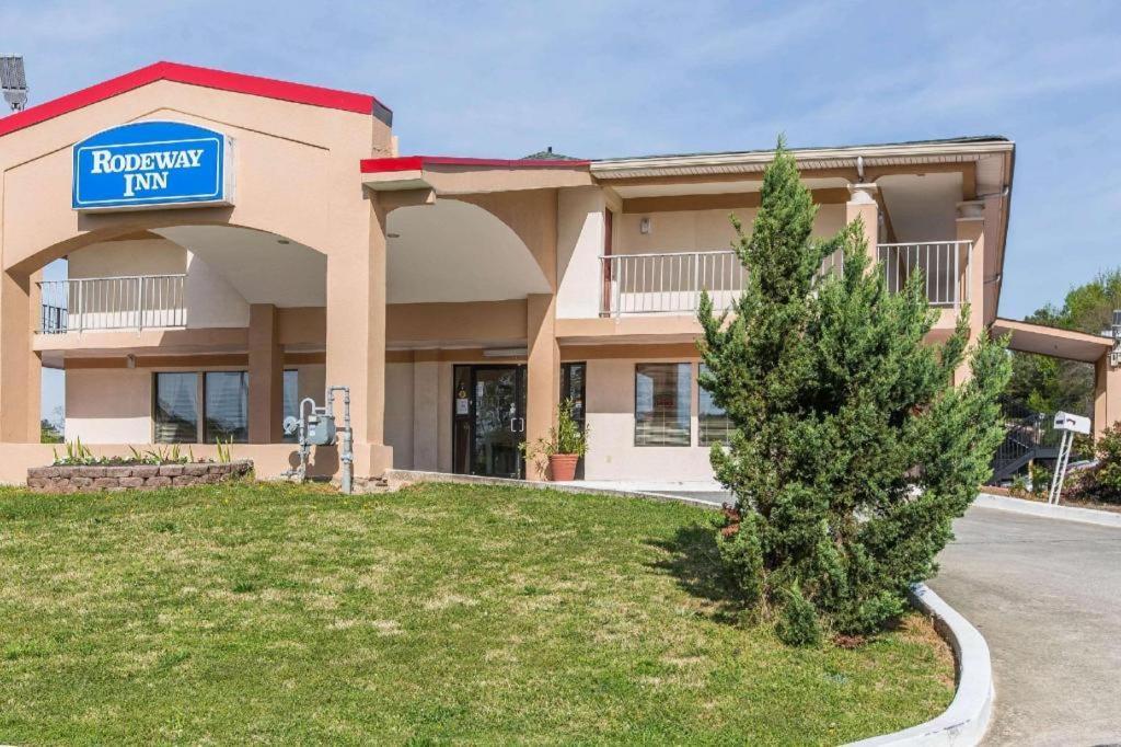 Rodeway Inn Марієтта Екстер'єр фото