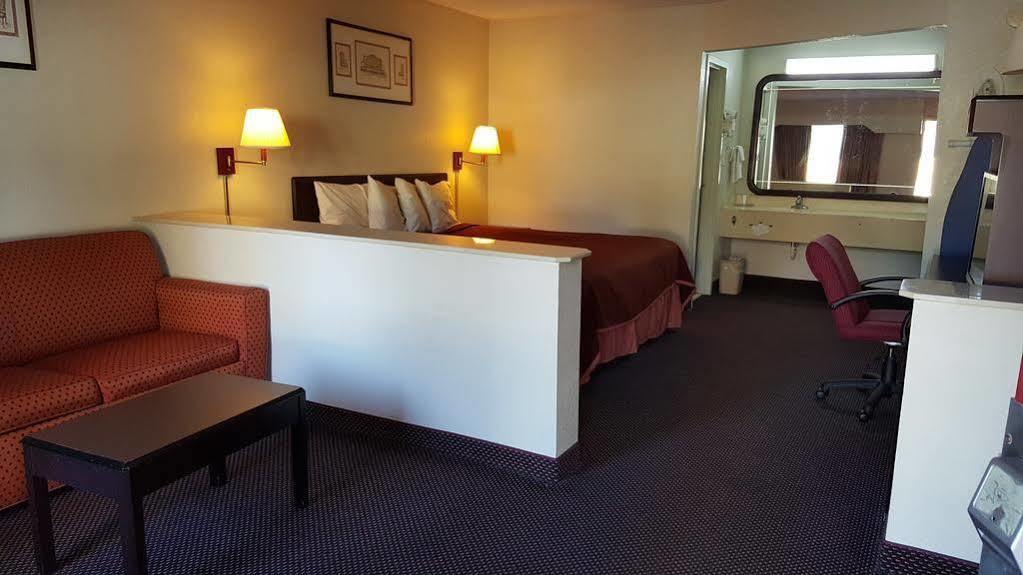 Rodeway Inn Марієтта Екстер'єр фото